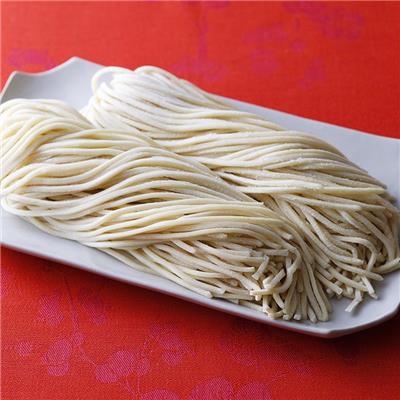 『龍岡商店』の<br>〆まで美味しいこだわりのチゲ鍋セット（4人前）