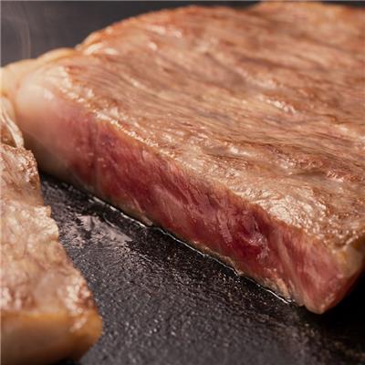 『石井食品』の <br>オリーブ牛（金ラベル）ステーキ 300g